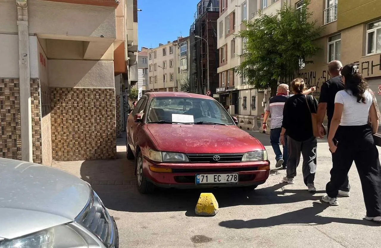 Eskişehir’de Apartman Yöneticisinden Hatalı Parka Sert Not!