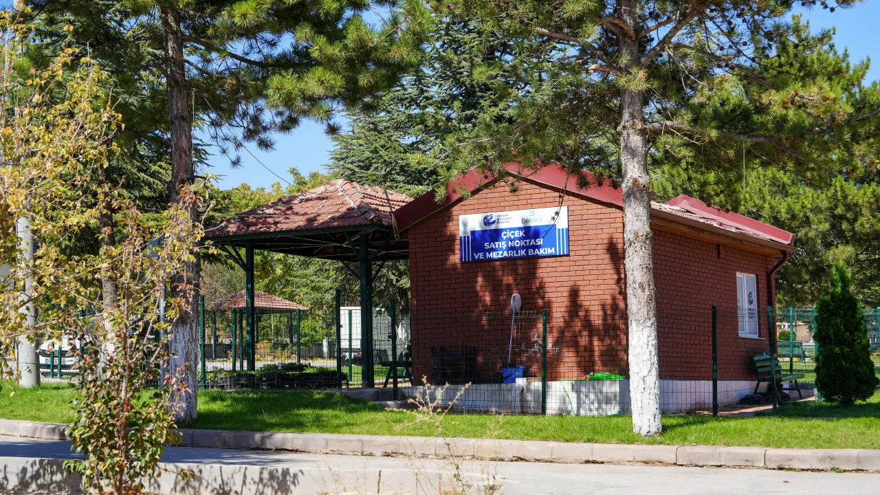 Eskişehir’de mezar bakım hizmeti başladı: Ücreti belli oldu