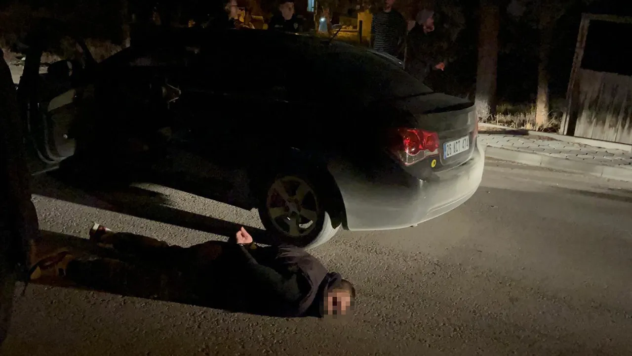 Eskişehir’de silahlı kavga: Yaralı kayıp, 3 gözaltı!