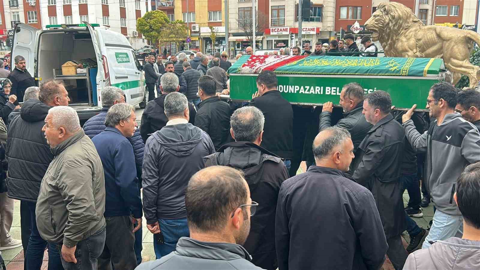13 yaşındaki Öykü gözyaşları arasında son yolculuğuna uğurlandı!
