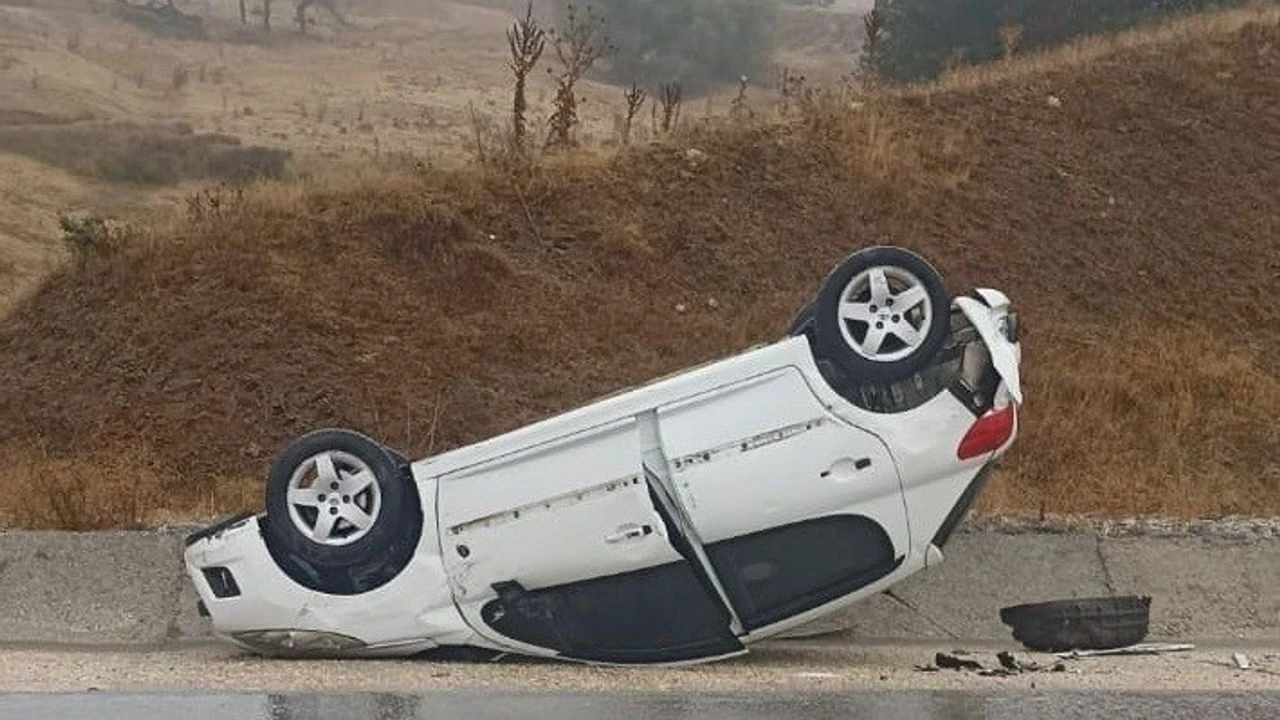 Eskişehir Yolunda Takla Atan Araçtan 2 Yaralı Çıktı