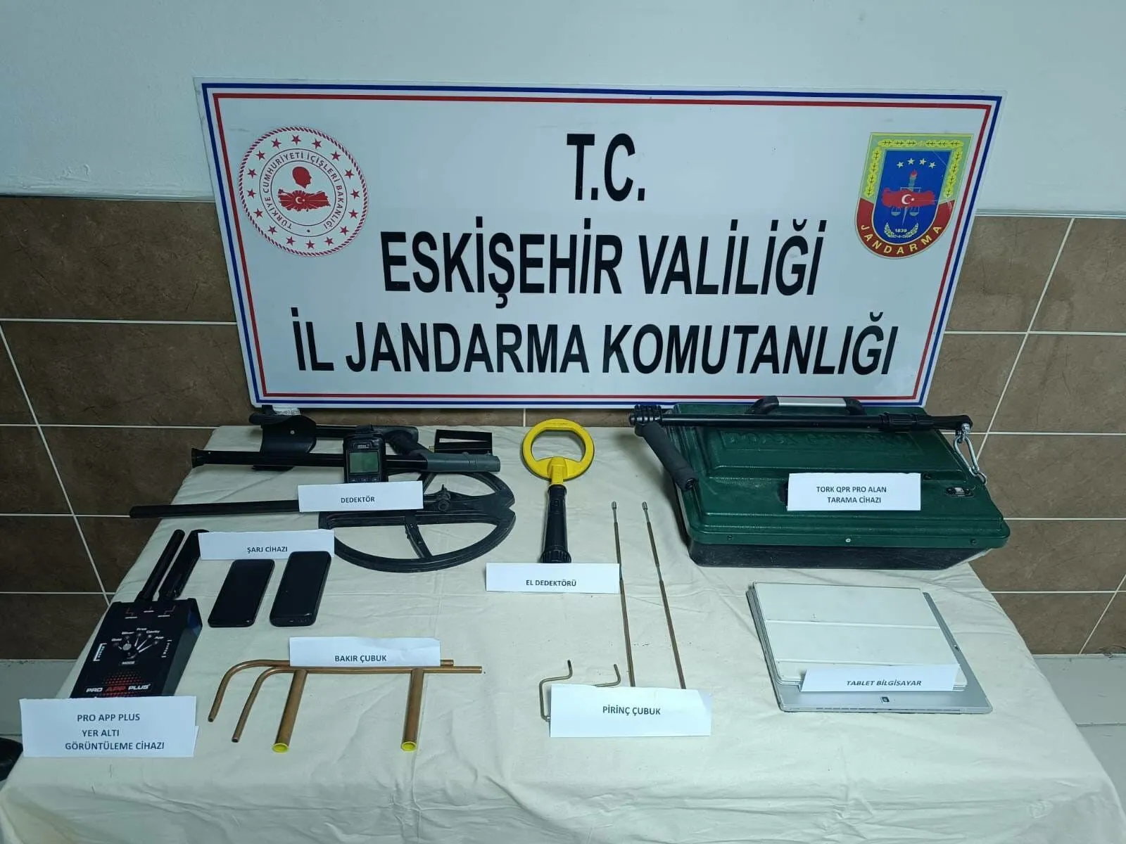 ESKİŞEHİR’DE KAÇAK KAZI OPERASYONU: 5 GÖZALTI!