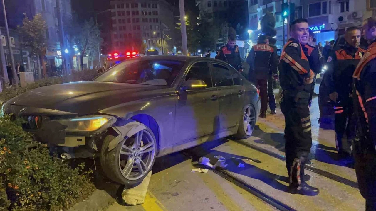 Polis Kovalamacası Son Buldu: Araçtan Uyuşturucu Çıktı!