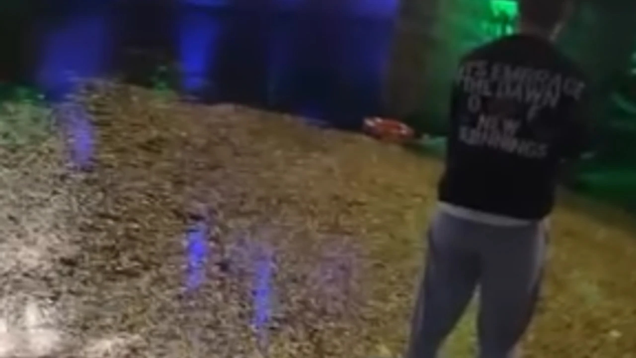 Canına Kıymak İsteyen Şahıs Porsuk Çayı’na Atladı: Hipotermi Geçirdi!