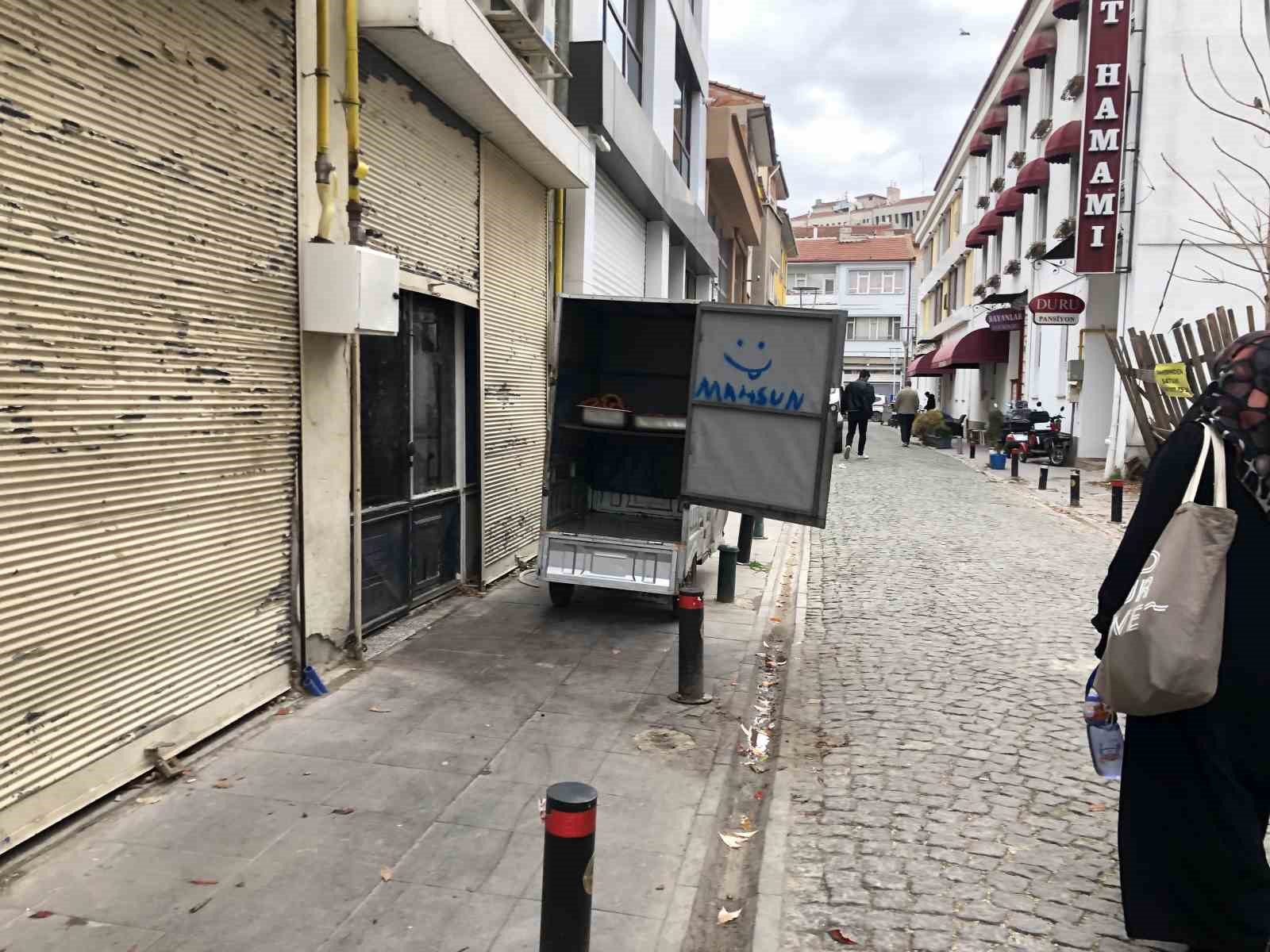 Tatlılar sağlıksız şartlarda taşındı