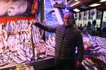 İskenderun’dan Gelen Yılan Balığı Eskişehir’de İlgi Görüyor!