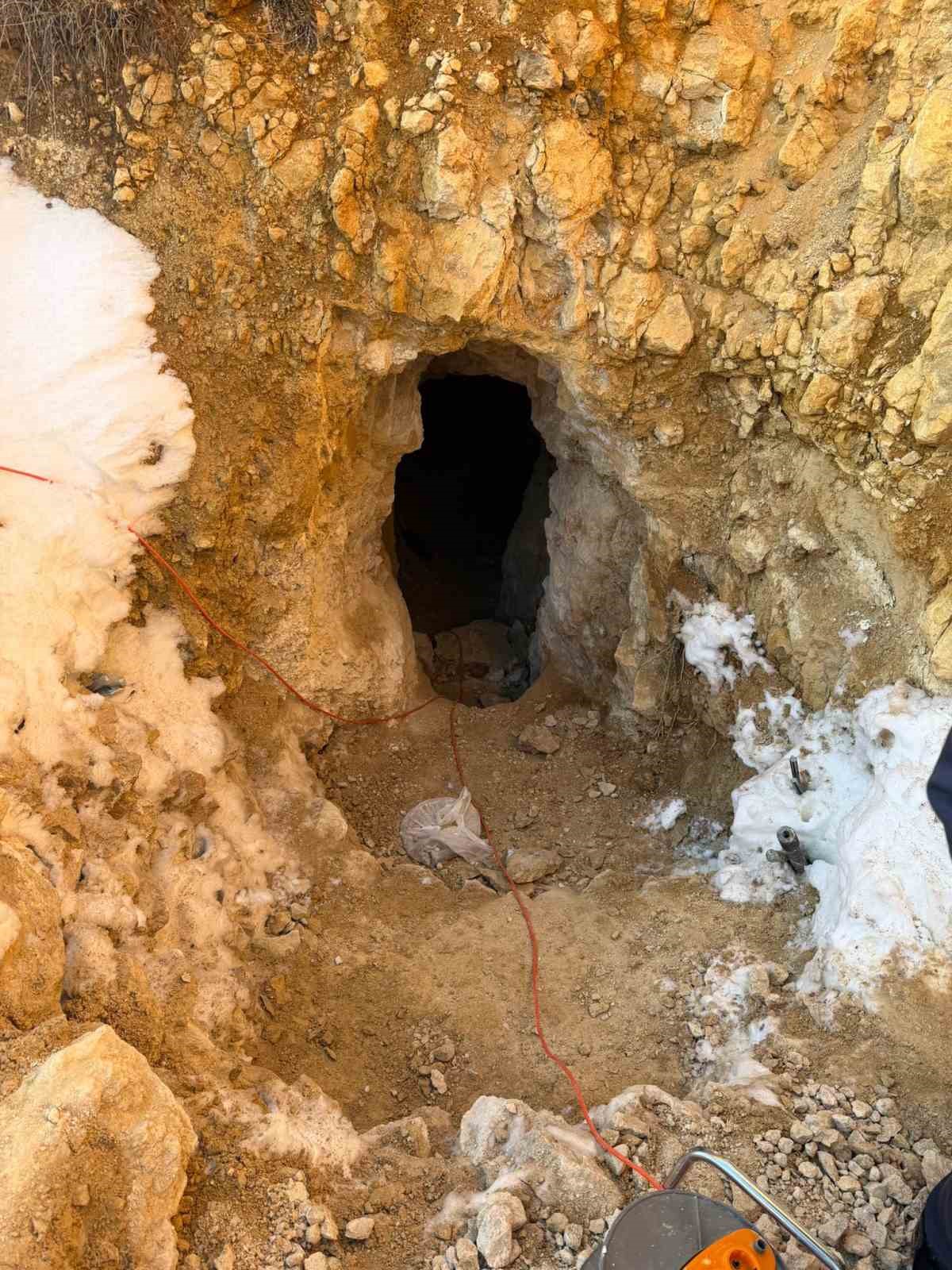 Jandarmadan Tokat’ta kaçak kazı baskını