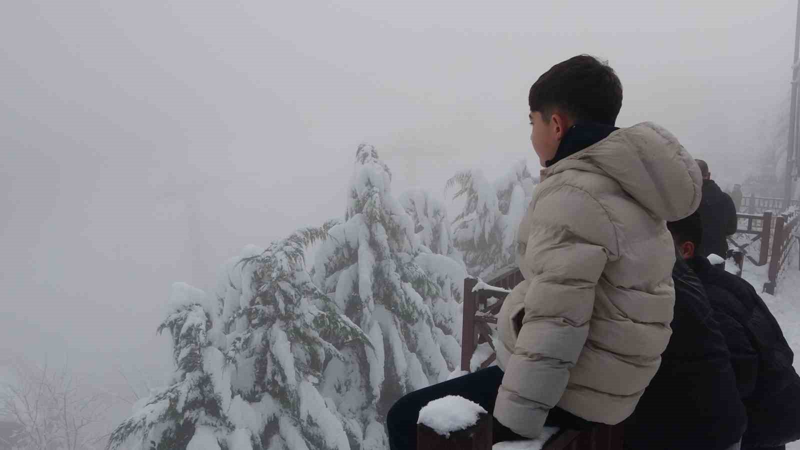 Ordu’nun ‘seyir terası’ Boztepe’de kar güzelliği