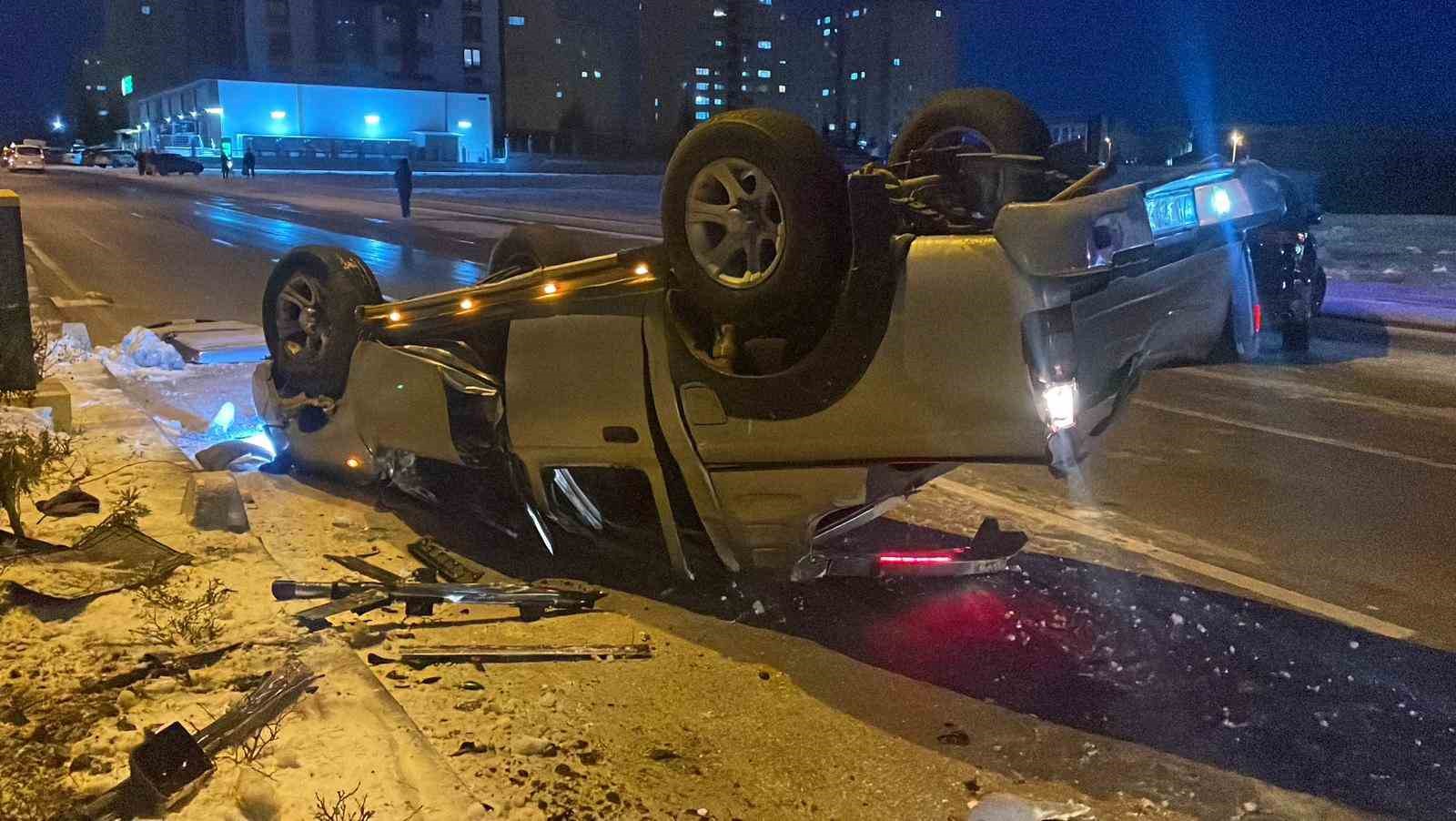 Karaman’da buzlanma kazaya yol açtı: 2 yaralı