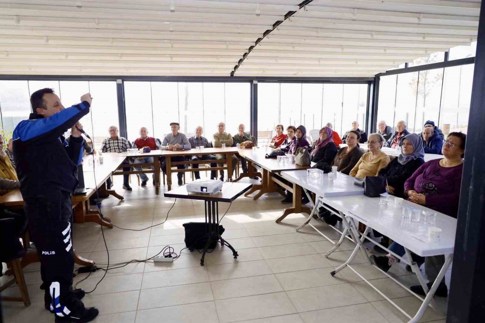 60+ Aktif Yaşlanma Kulübü’nde güvenlik bilgilendirme programı