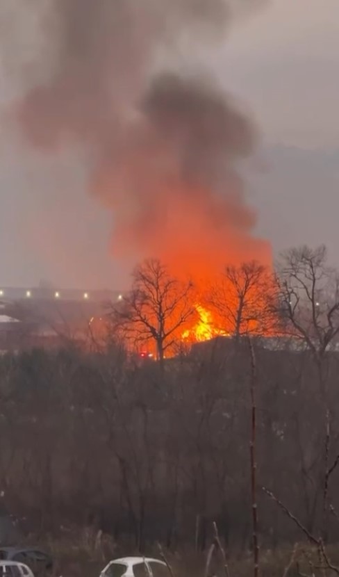 Bursa’da palet fabrikasında yangın: Söndürme çalışmaları sürüyor