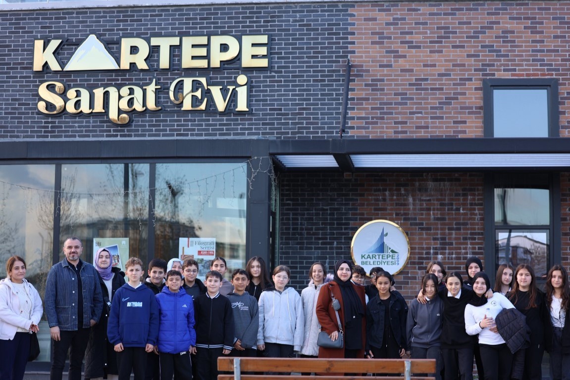 Kartepe’de filografi sergisi sanatseverlerle buluştu