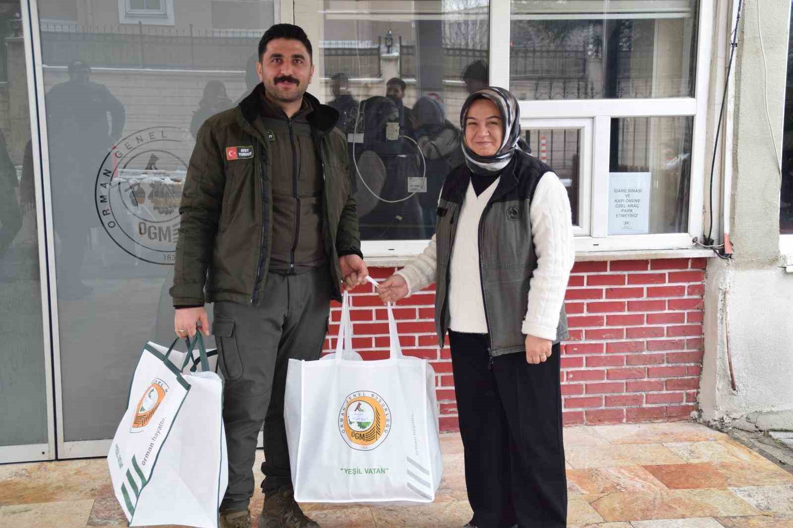 Kütahya’da Orman Muhafaza Memurlarına yeni görev kıyafetleri dağıtıldı