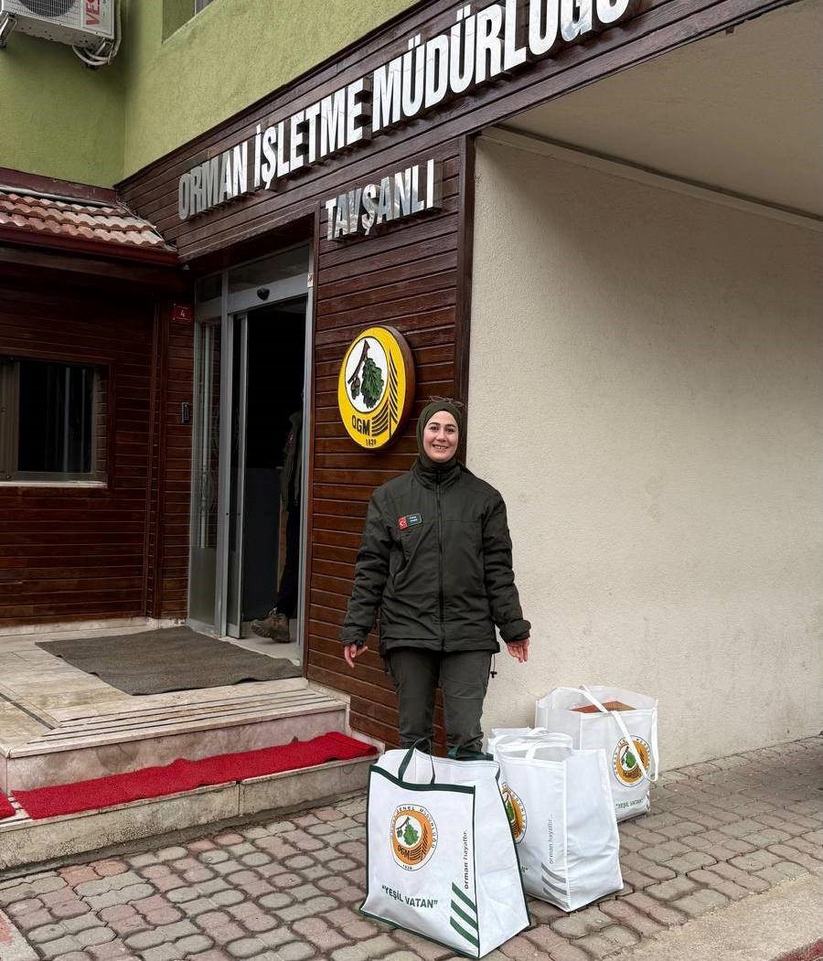 Kütahya’da Orman Muhafaza Memurlarına yeni görev kıyafetleri dağıtıldı