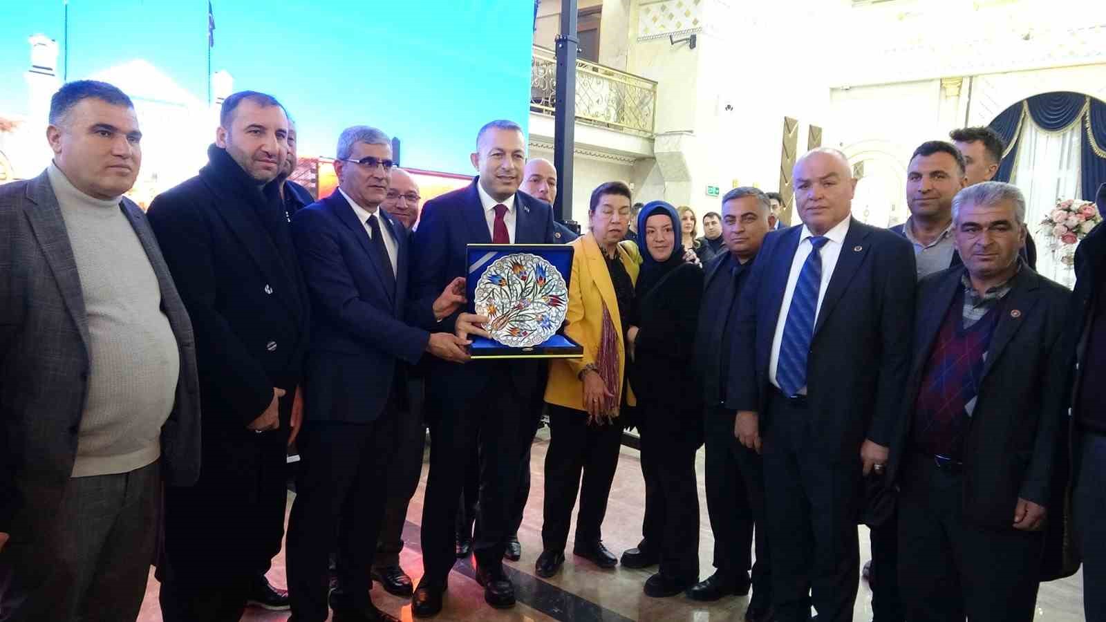 Kilis Valisi Tahir Şahin’e veda yemeği