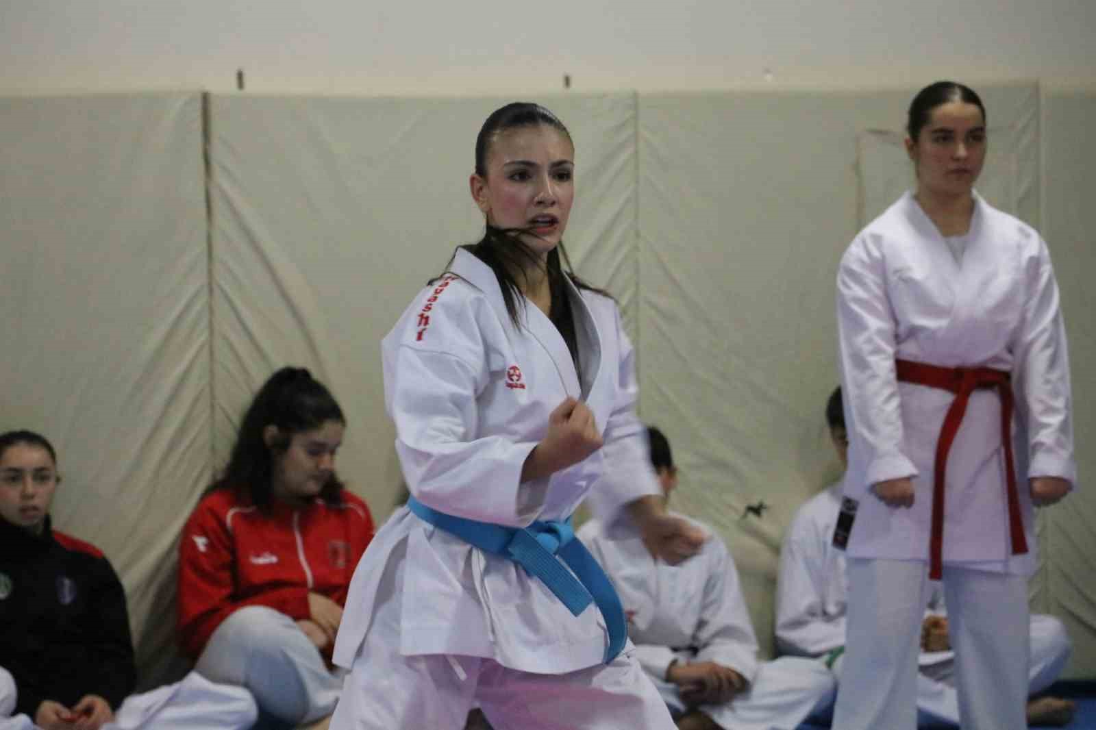 ’Gençler Karate Takım İl Birinciliği Müsabakaları’ sona erdi