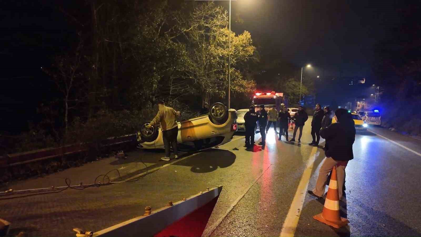 Beykoz’da otomobil takla attı: 2 yaralı