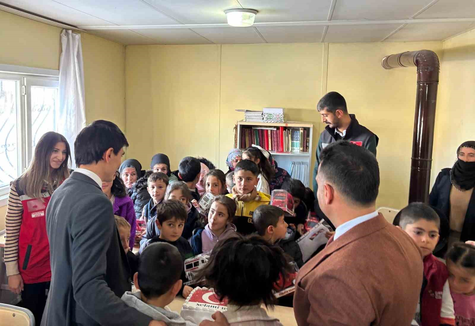 Şehitlerin emanetlerine ilk karnede anlamlı dokunuş