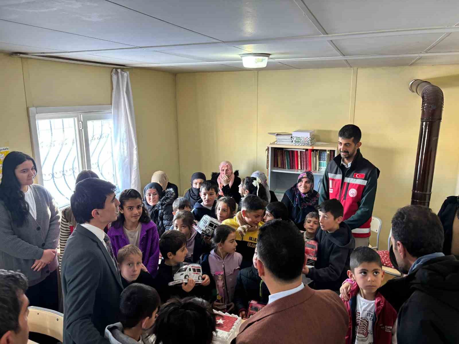 Şehitlerin emanetlerine ilk karnede anlamlı dokunuş