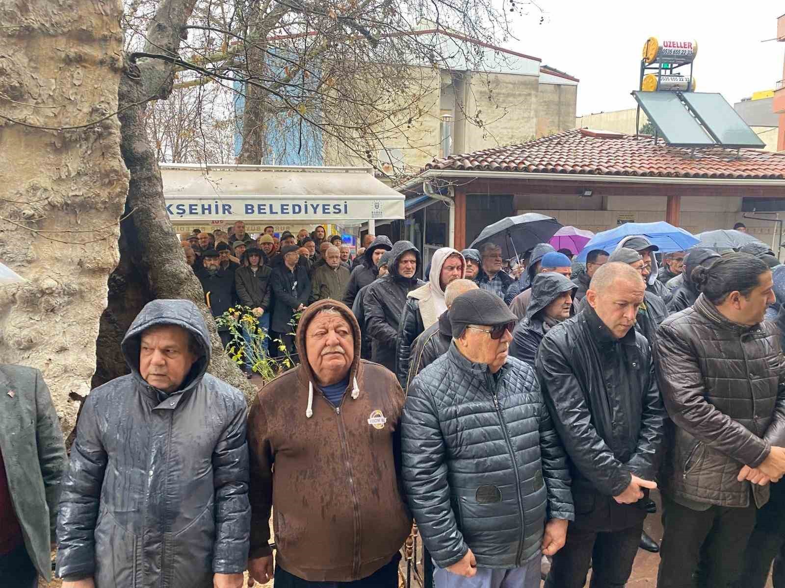 Bursa basın dünyasının çınarı vefat etti