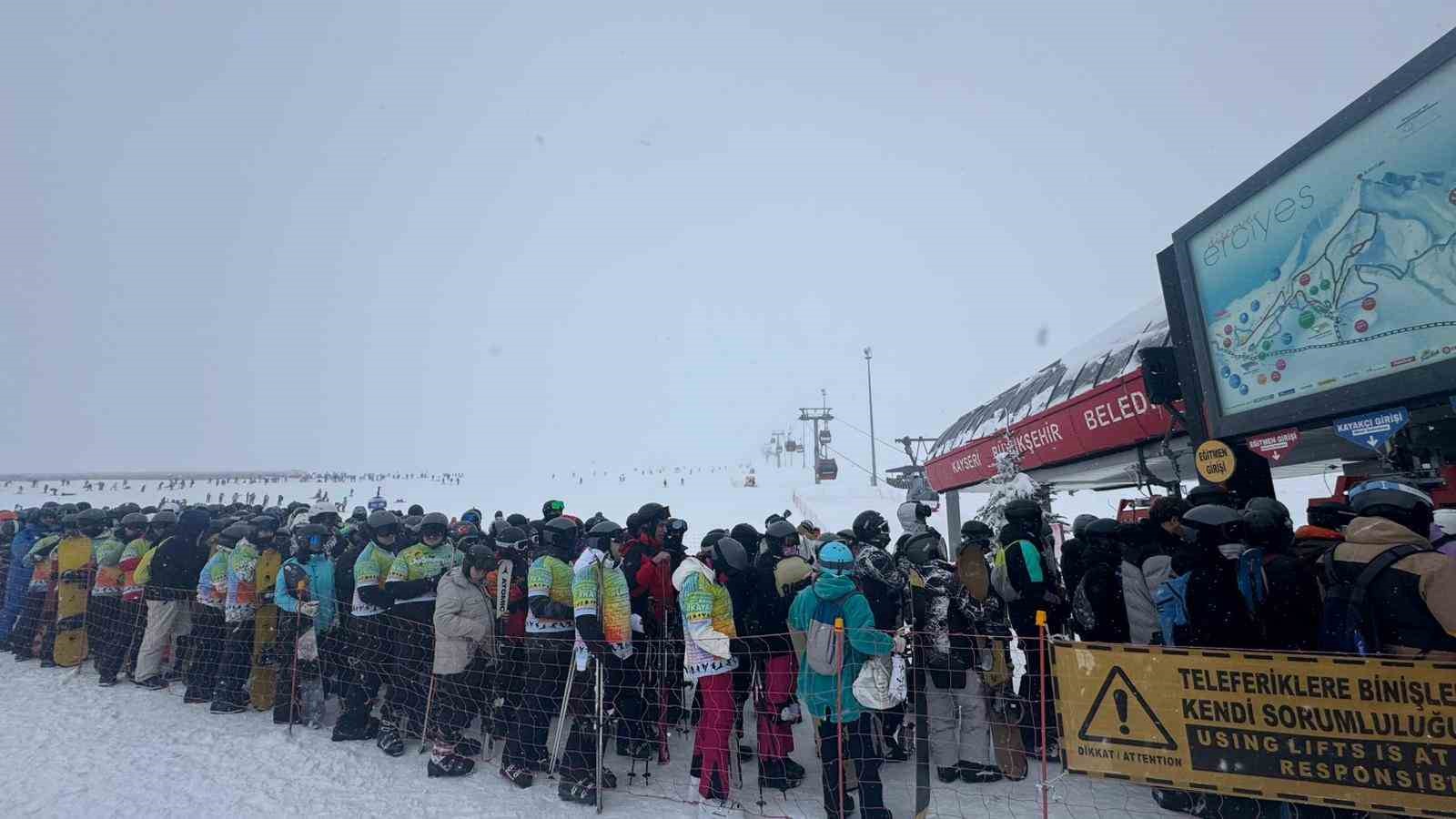 Erciyes’te sömestirin ilk gününde yoğunluk