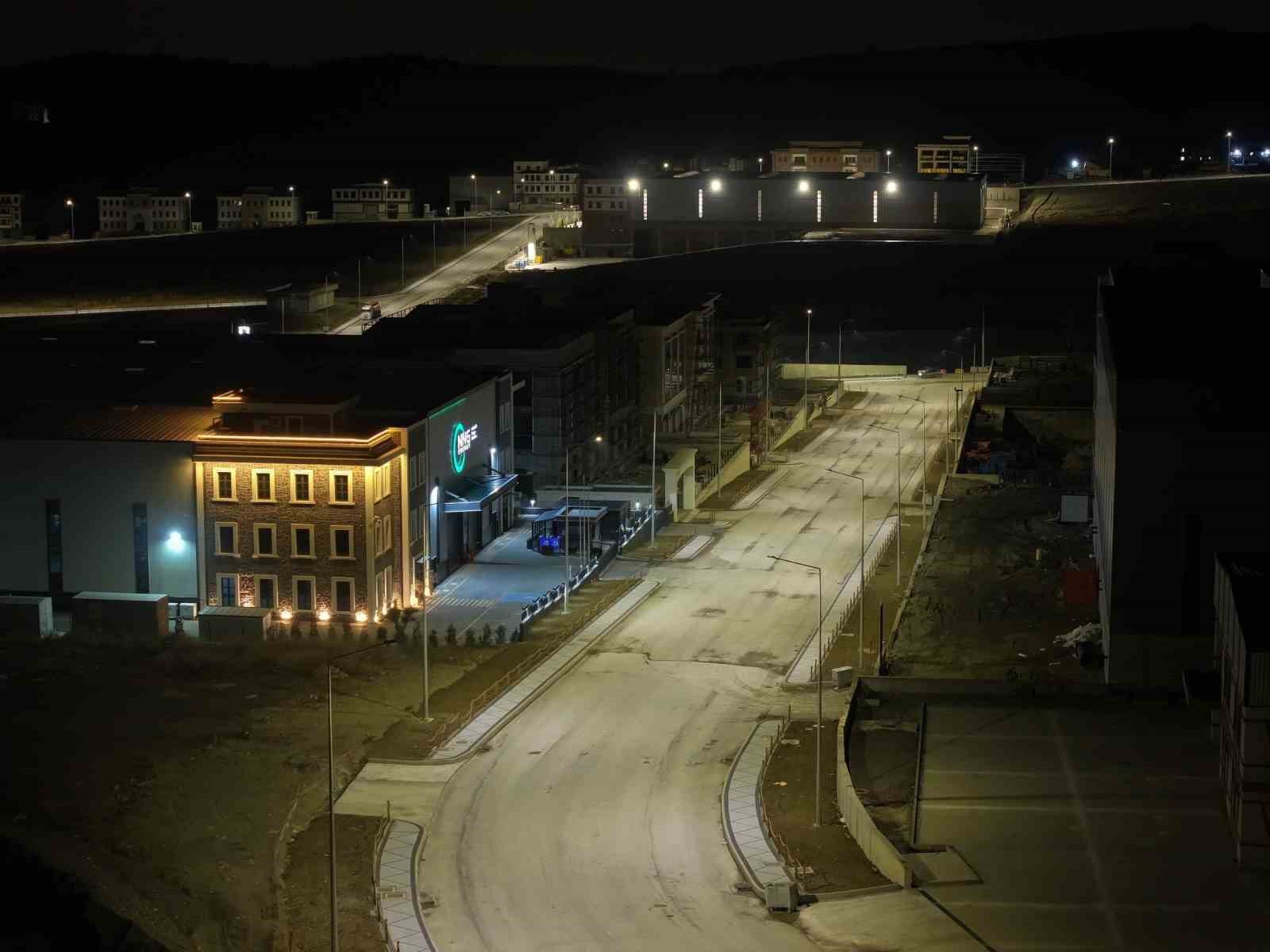 Yalova Makine İhtisas OSB’de yeni nesil elektrik ve aydınlatma altyapısı