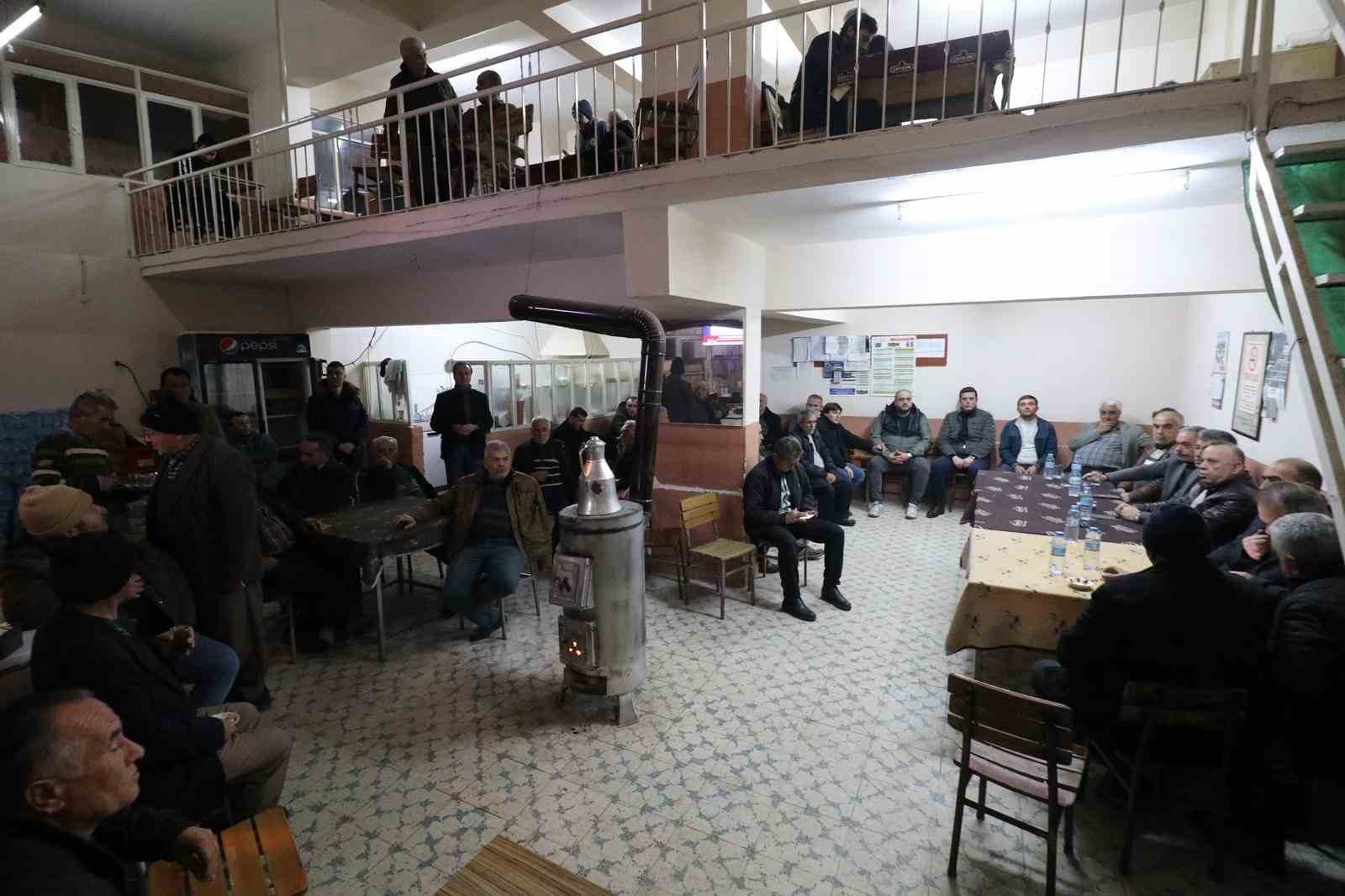 Başkan Özel, Kandil gecesinde Kızılca’da vatandaşlarla buluştu