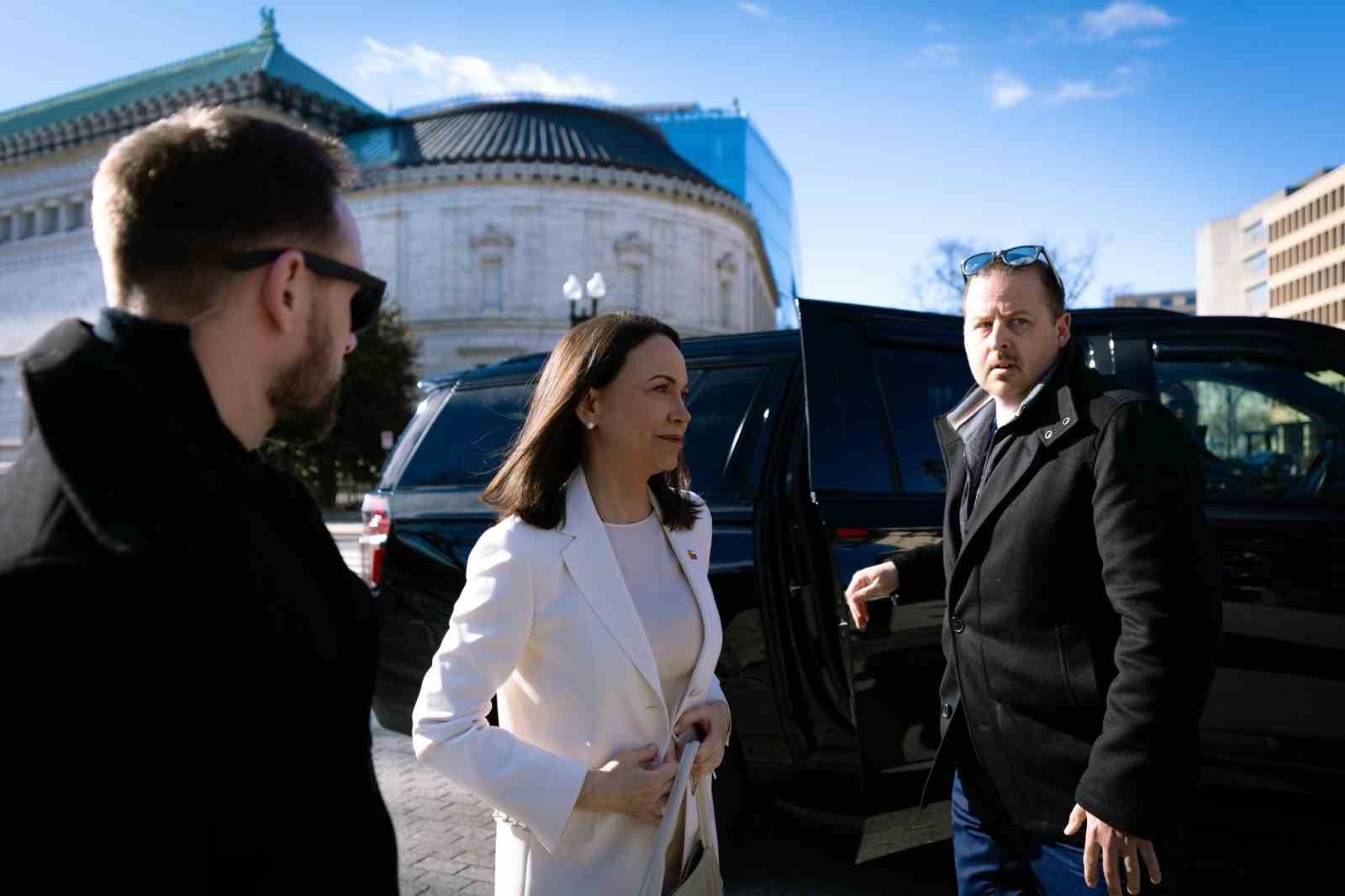 Trump, Venezuela muhalefet lideri Machado ile Beyaz Saray’da bir araya geldi