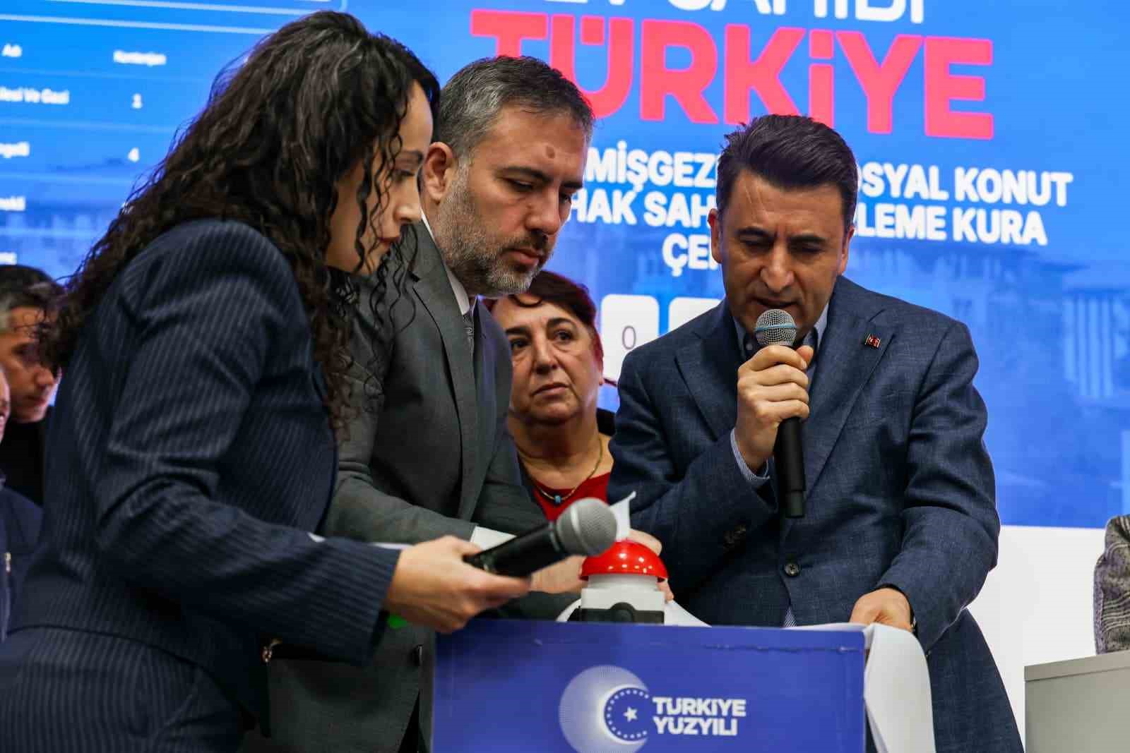 Tunceli’de 875 sosyal konutun kura çekimi gerçekleşti