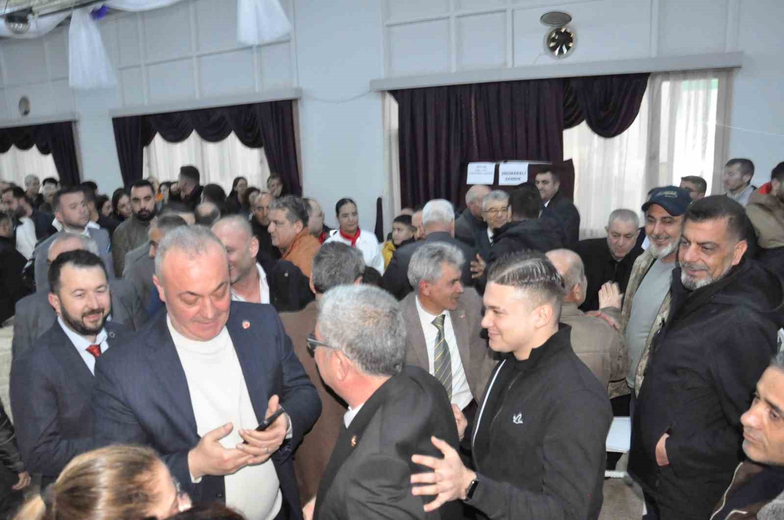 Salihlili kahveciler 3. kez Hakan Yerli’ye emanet