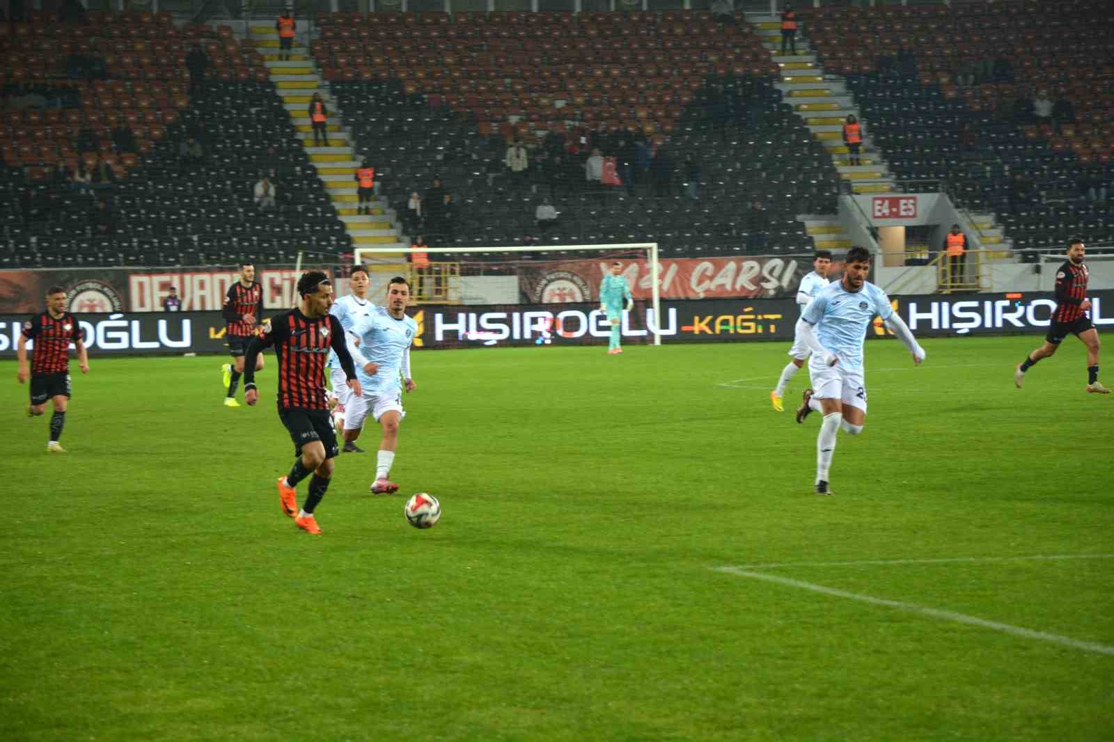 Trendyol 1. Lig: Çorum FK: 4 - Adana Demirspor: 1