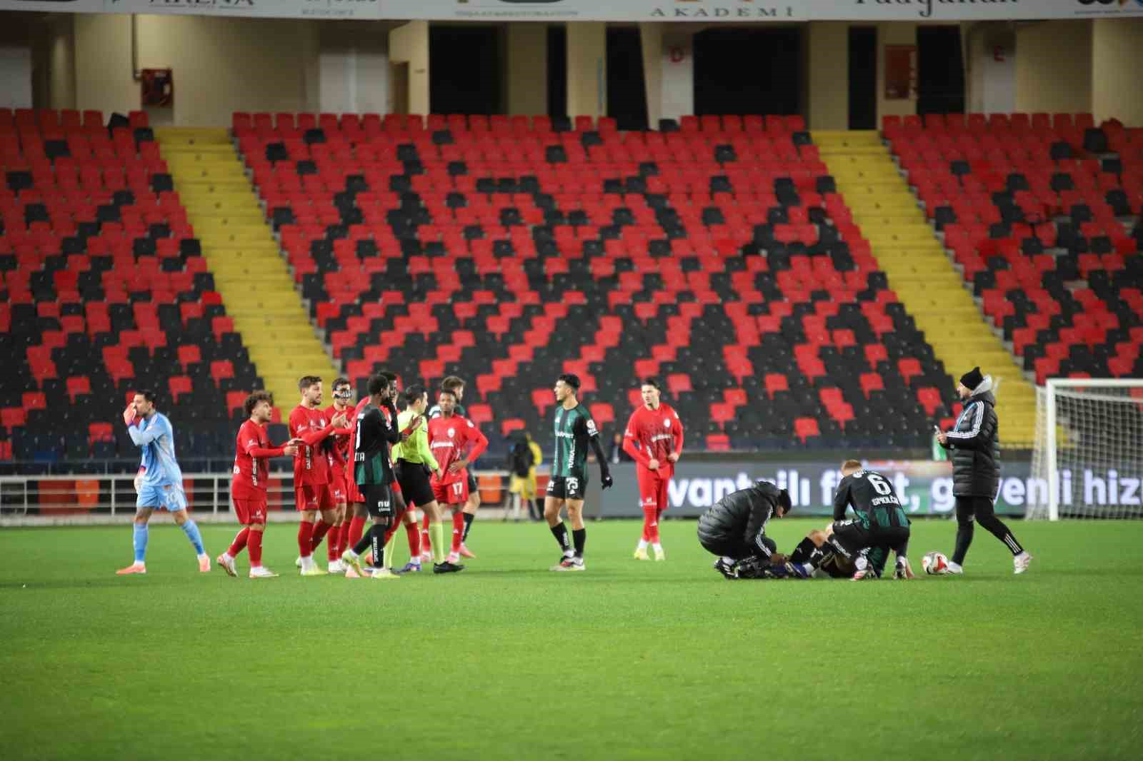 Ziraat Türkiye Kupası: Gaziantep FK: 0 - Kocaelispor: 0 (İlk yarı)