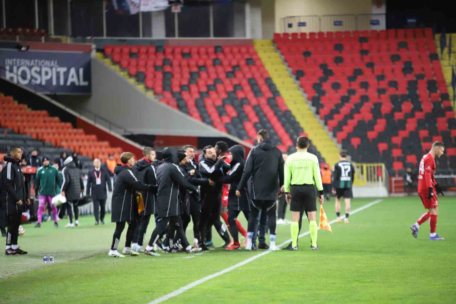 Ziraat Türkiye Kupası: Gaziantep FK: 0 - Kocaelispor: 0 (İlk yarı)