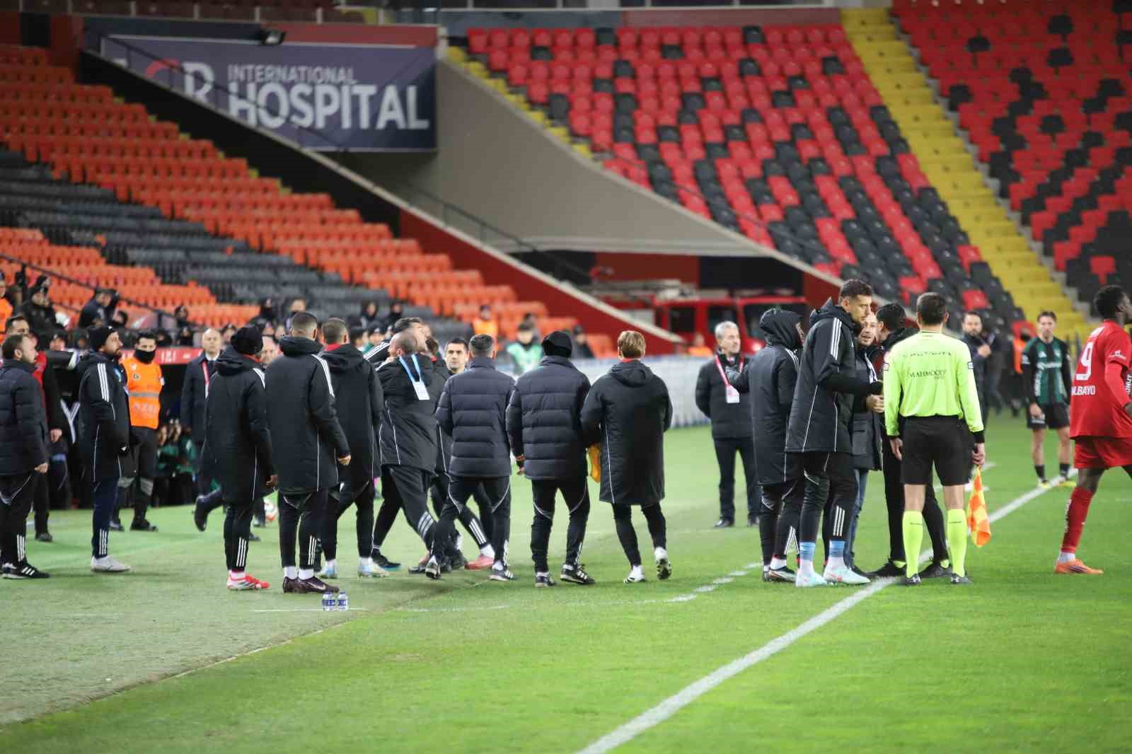 Ziraat Türkiye Kupası: Gaziantep FK: 0 - Kocaelispor: 0 (İlk yarı)