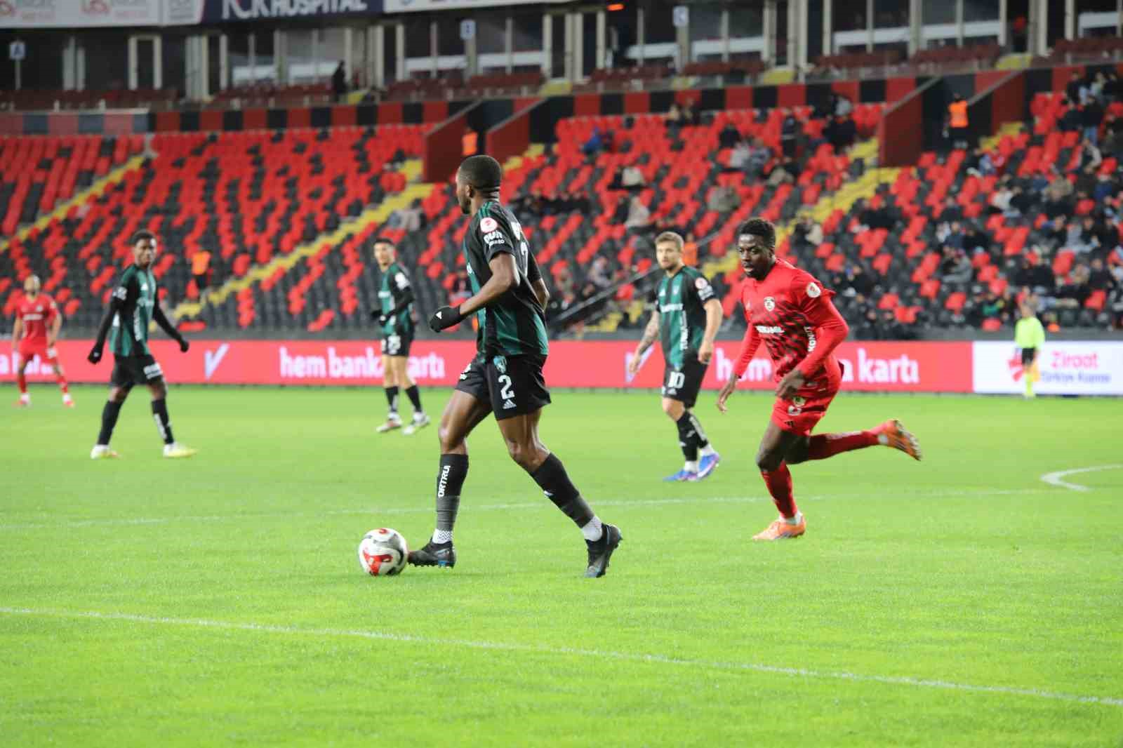 Ziraat Türkiye Kupası: Gaziantep FK: 0 - Kocaelispor: 0 (İlk yarı)