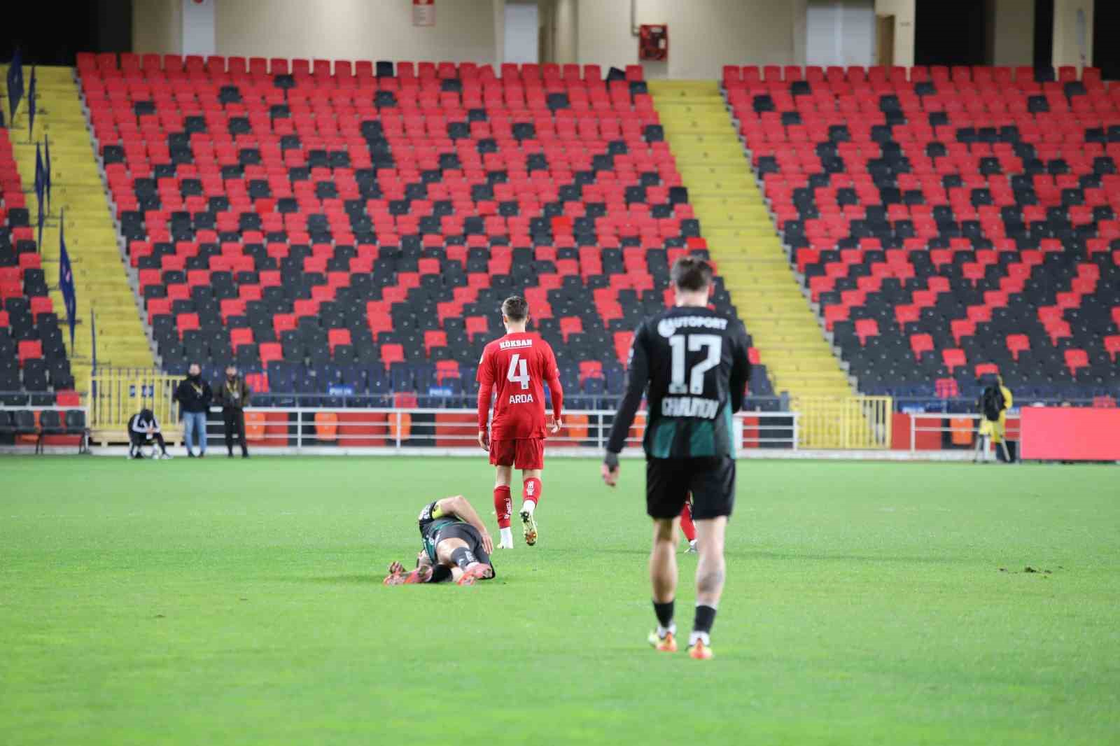 Ziraat Türkiye Kupası: Gaziantep FK: 0 - Kocaelispor: 0 (İlk yarı)