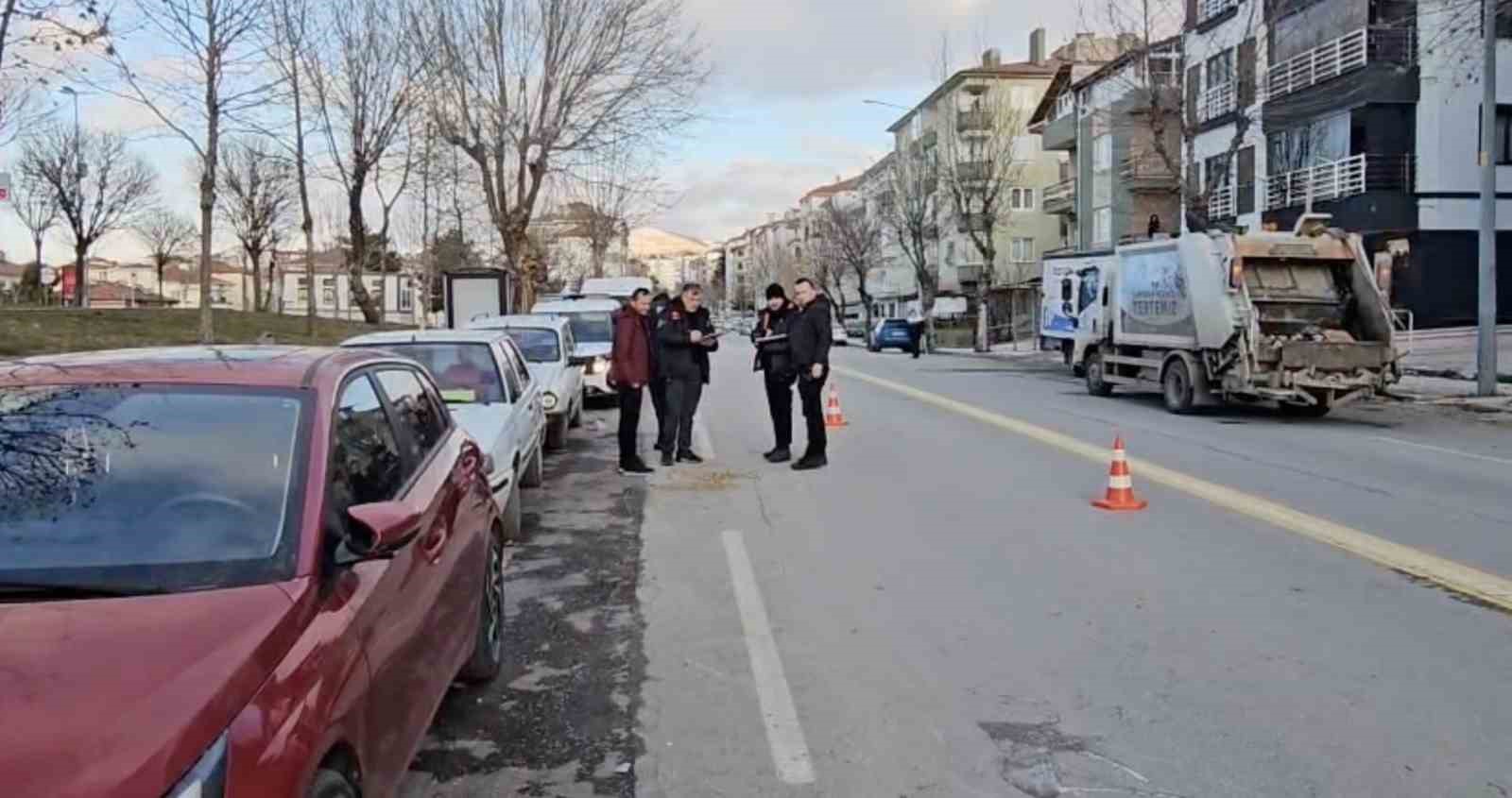 Çorum’da motosiklet yaşlı kadına çarptı: 2 yaralı