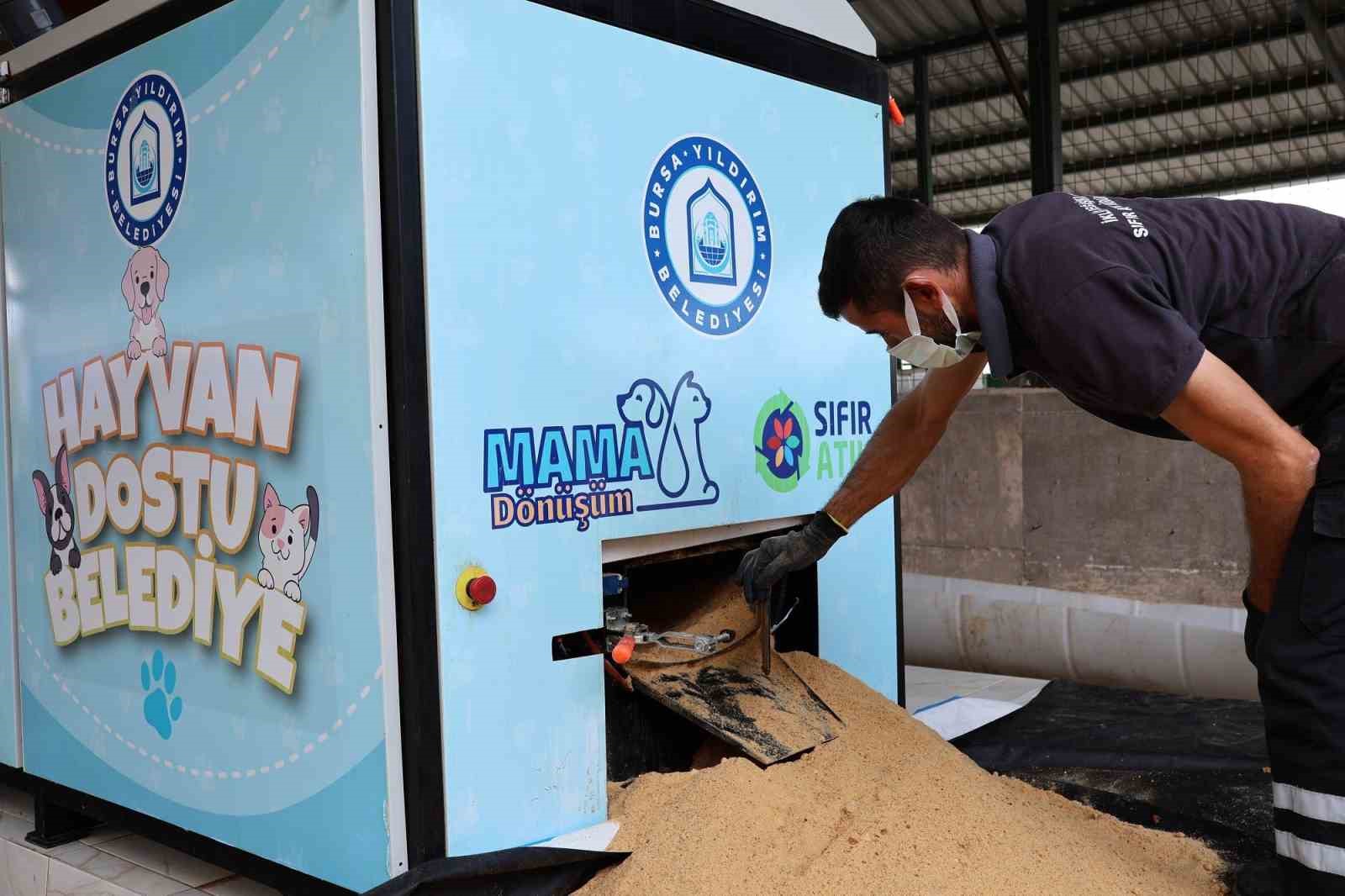Yıldırım Belediyesi’nden sokak hayvanlarına sıcak yuva