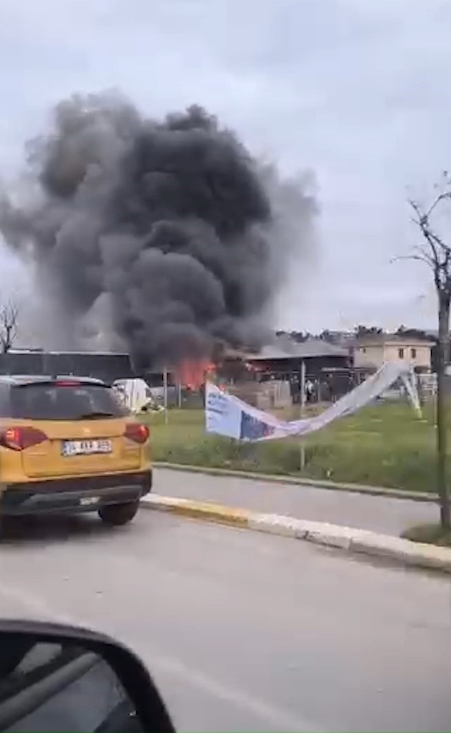 Şile’de şantiye kulübesinde yangın: Yaşlı adam hayatını kaybetti