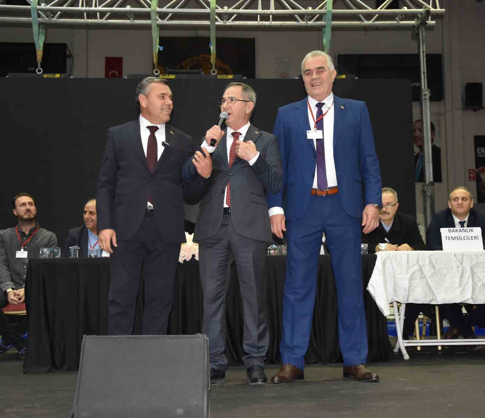 Manisa Şoförler Odası’nda değişim: Cahit Güden başkan seçildi