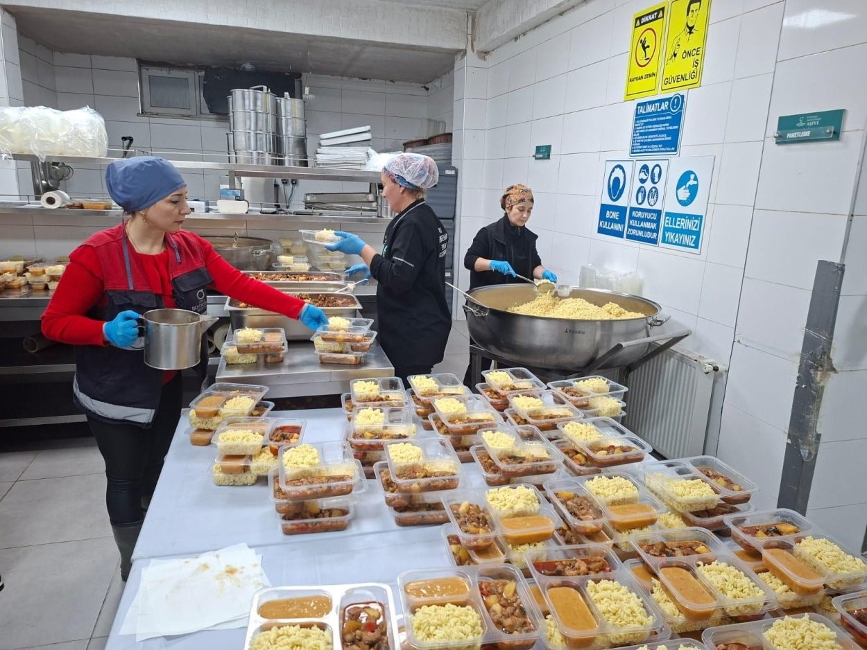 Ordu’da ihtiyaç sahiplerine sıcak yemek desteği