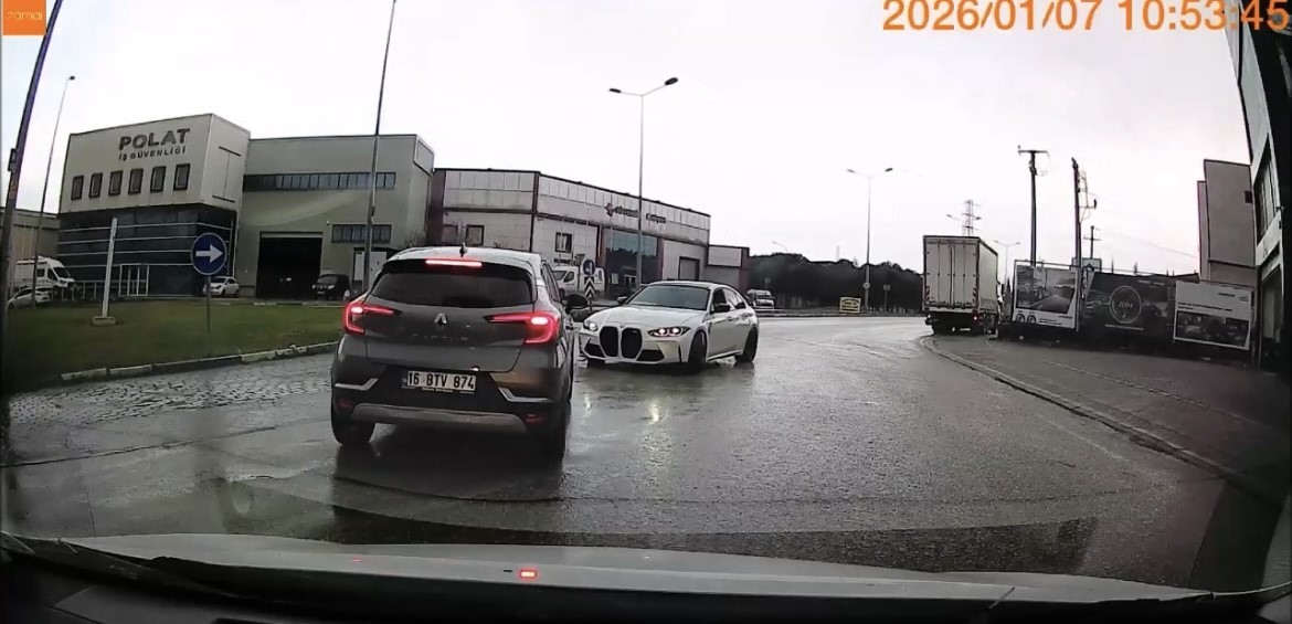 Bursa’da cadde ortasında driftin bedeli 58 bin lira oldu