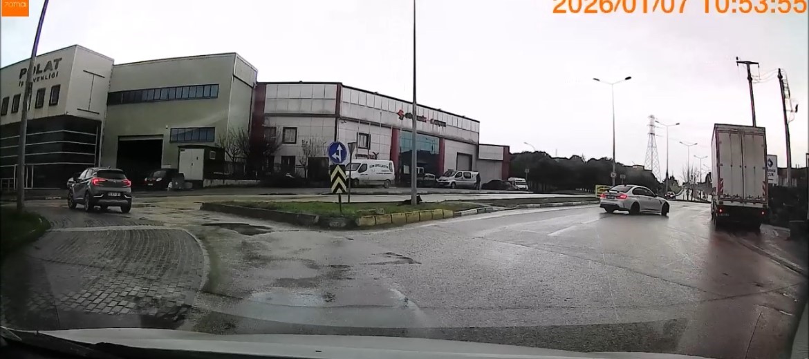 Bursa’da cadde ortasında driftin bedeli 58 bin lira oldu