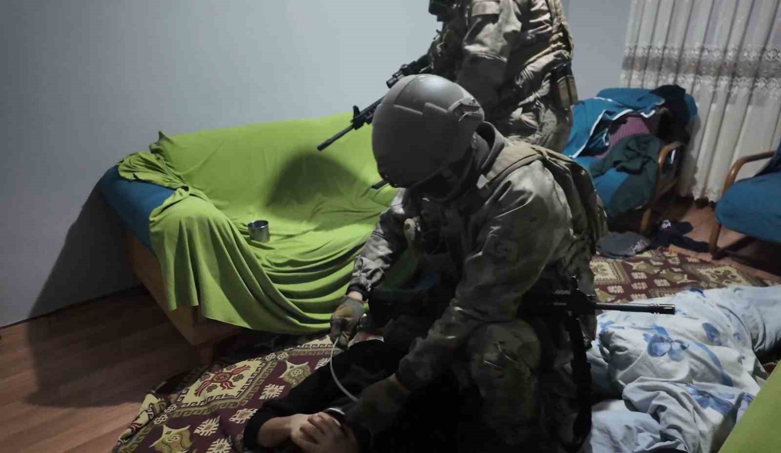 Iğdır’da torbacılara darbe: 15 adrese eş zamanlı operasyon