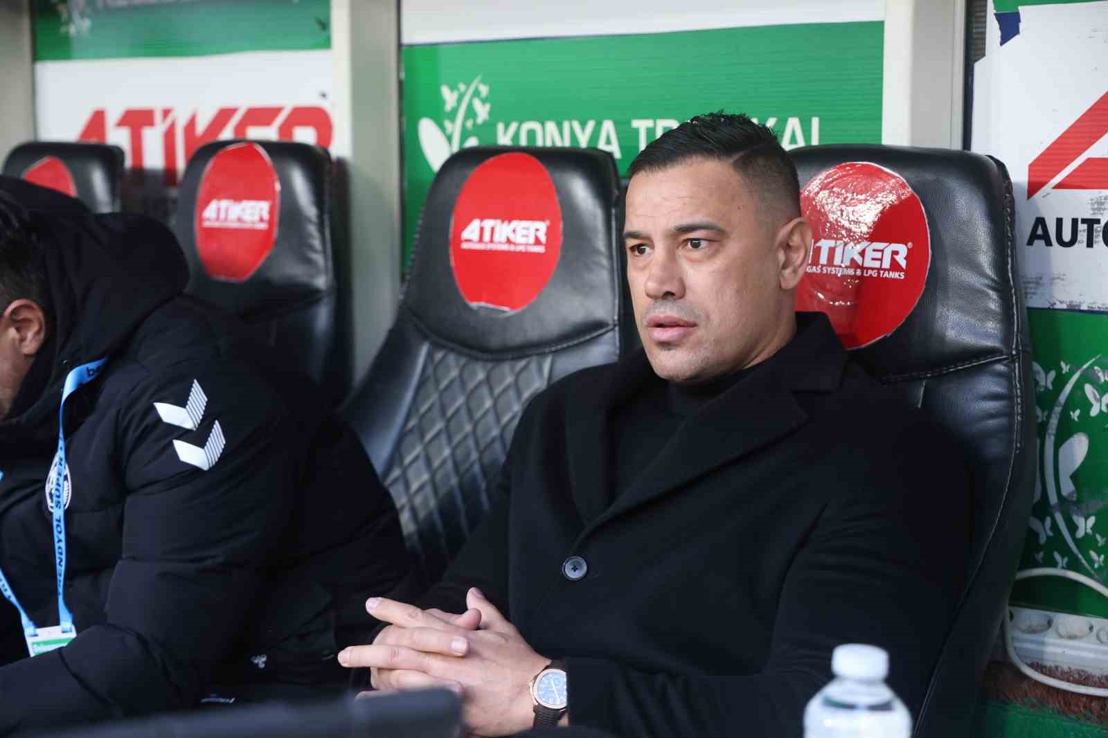 Trendyol Süper Lig: Konyaspor: 0 - Eyüpspor: 0 (İlk yarı)