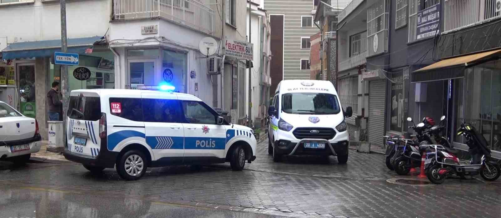 Yalnız yaşayan yaşlı kadın evinde ölü bulundu