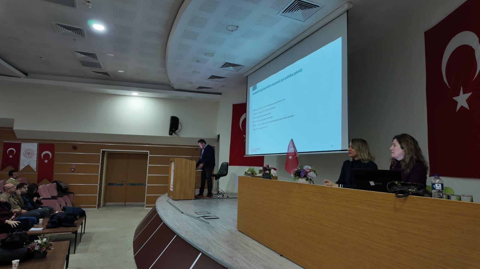 Eskişehir’de aile hekimlerine tütün bağımlılığı tedavisi eğitimi