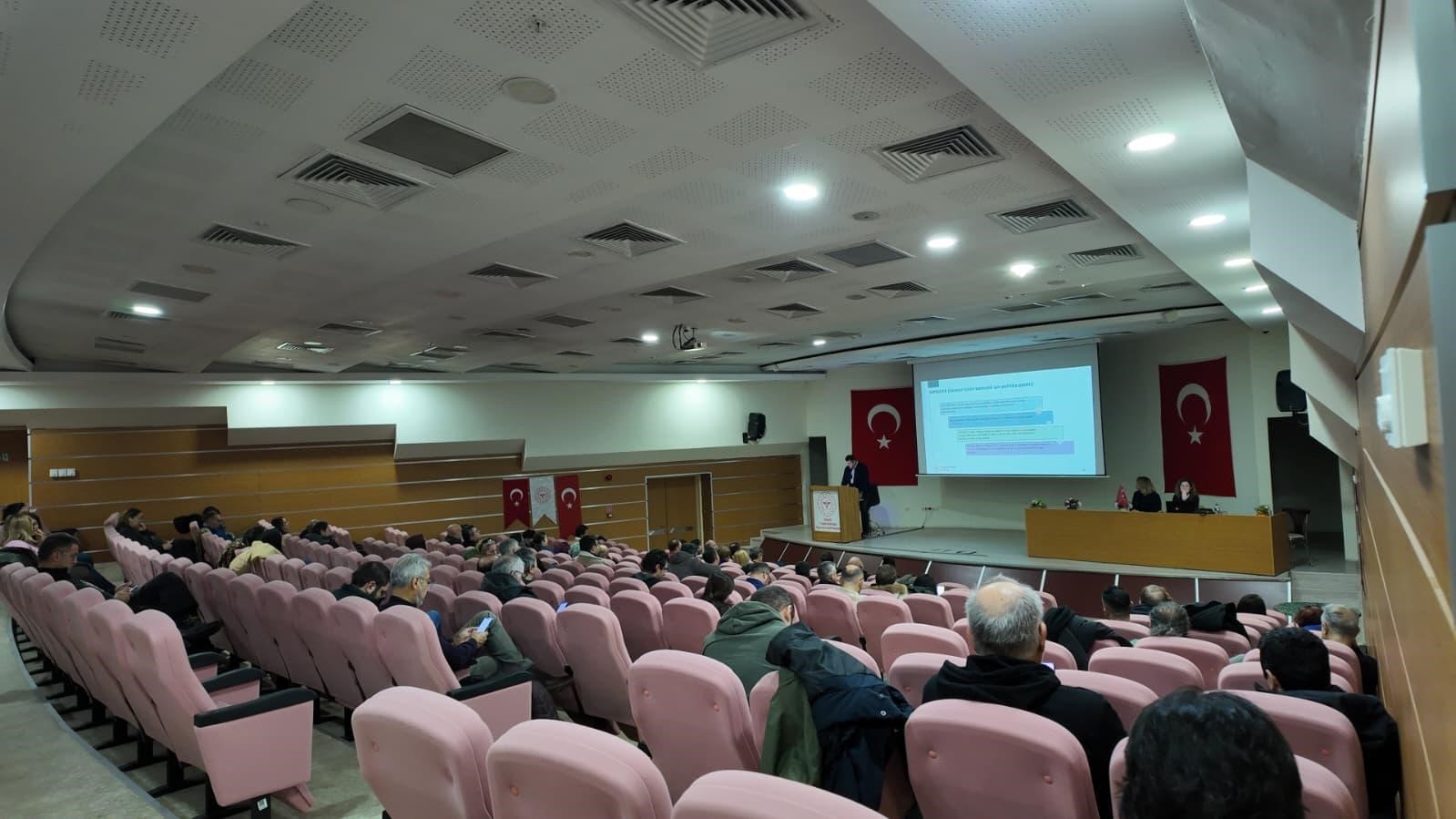 Eskişehir’de aile hekimlerine tütün bağımlılığı tedavisi eğitimi