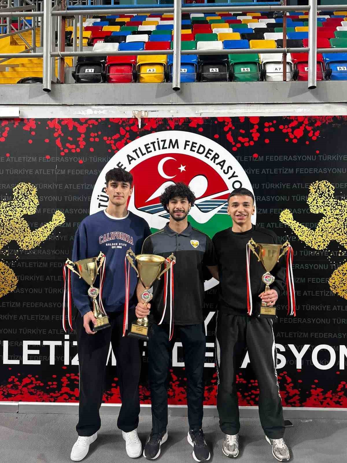 Denizli Akaspor heptatlonda madalyalarla döndü