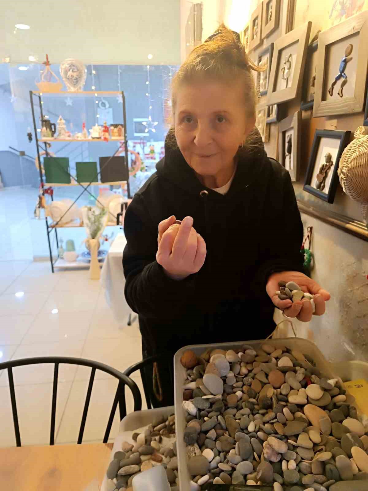 Kırşehir’de taş süsleme sanatının son temsilcisi çırak bulamamaktan dertli